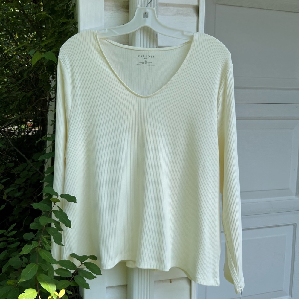 NWT Talbots Wardrobe Workhorse! Cream Woven Ribbed Long Sleeve V-Neck Top